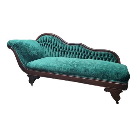 Chaise Lounge Green Velvet - Anna Furniture