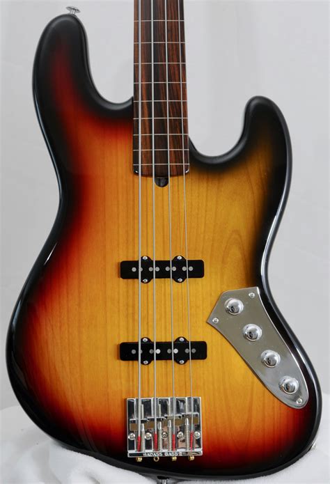 Suhr FRETLESS BASS – Custom Ordered | Prime Guitars