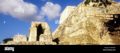 Altun Ha Mayan ruins, Belize Stock Photo - Alamy