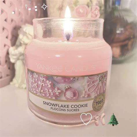 pink candle ⋆⸜ | Candles, Pink xmas, Pink christmas