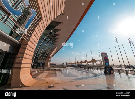 Jeddah airport terminal 1 hi-res stock photography and images - Alamy