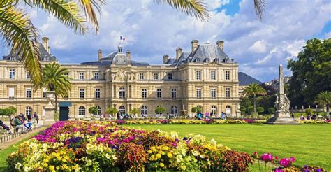 Private Tour Of Luxembourg Gardens & Skip-the-line Panthéon