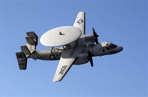 Northrop-Grumman E-2 Hawkeye | Военный самолет, Воздушный транспорт ...