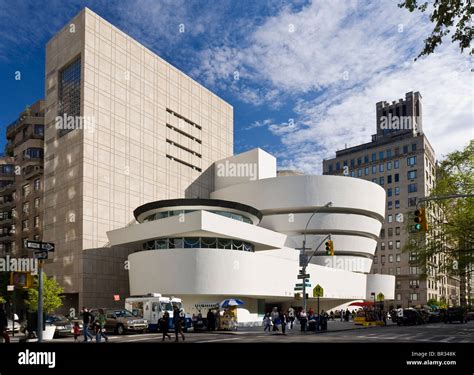 The Guggenheim Museum, New York City. Frank Lloyd Wright, Architect Stock Photo - Alamy