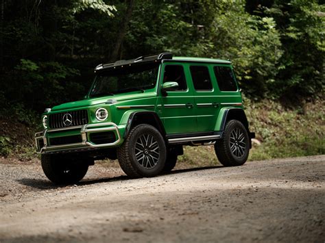 The $350,000 Mercedes-AMG G63 4x4² Is Bigger, Badder, Better - Bloomberg