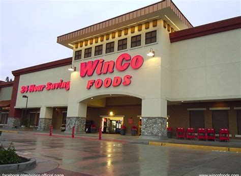 WinCo Foods Weekly Ad December 11 – December 17, 2024.