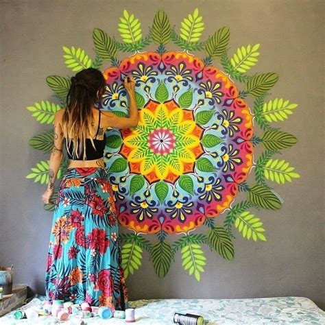 Pin van Cristina Solis op arte | Mandala schilderij, Kleurrijke tekeningen, Huis ideeën decoratie