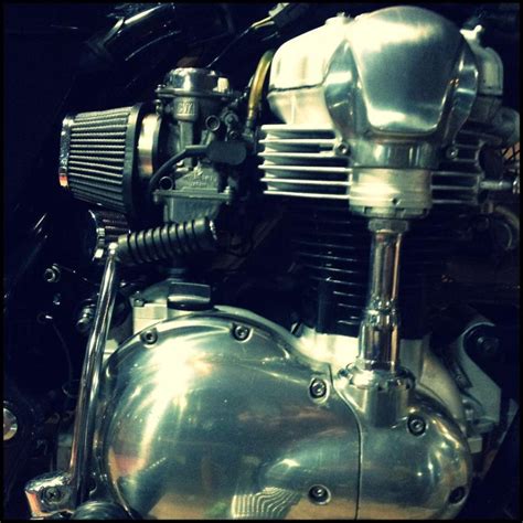 Custom Kawasaki W650 Is Love at First Sight - autoevolution