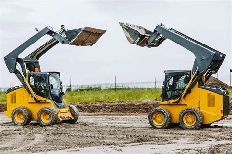 What are the Best Skid Steer Loader Brands? | iseekplant