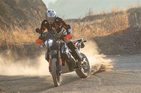 2020 KTM 790 Adventure R | Road Test Review | Rider Magazine