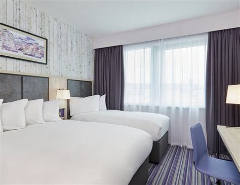 JURYS INN SHEFFIELD $58 ($̶7̶3̶) - UPDATED 2018 PRICES & Hotel REVIEWS ...