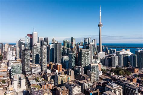 5 Reasons Why Toronto is the Perfect Spot for Your Next Office - Mary-am Suites