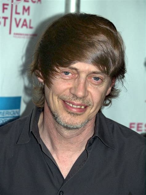 STEVE BUSCEMI WITH JUSTIN BIEBER'S HAIR (FIXED) : pics