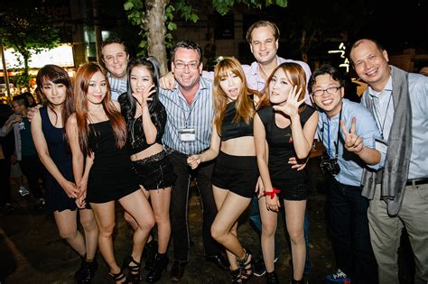 Night Life in Seoul: Your Party Options!! - Seoul Eats