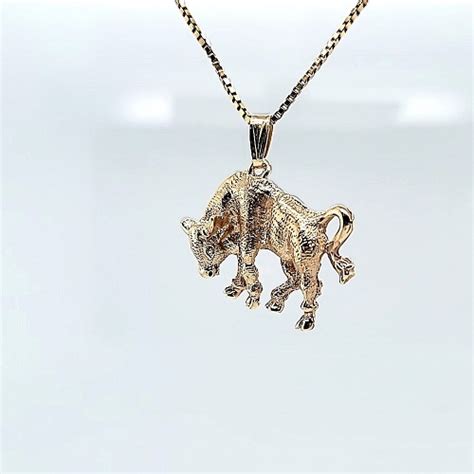 10K Yellow Gold 27mm Bull Pendant - Vintage, Antique & Estate Jewelry - Old 'N' Gold Victoria BC