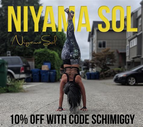 Niyama Sol Review: Traveler Endless Leggings - Schimiggy Reviews