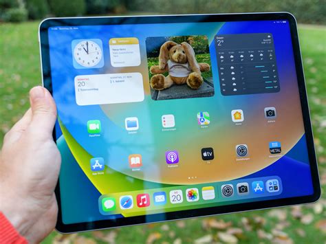 Apple revisão do iPad Pro 12.9 (2022): Apple o tablet gigante do iPad agora funciona com o M2 ...