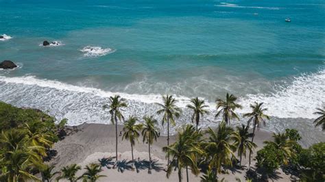 7 Stunning Manuel Antonio Beaches to Visit