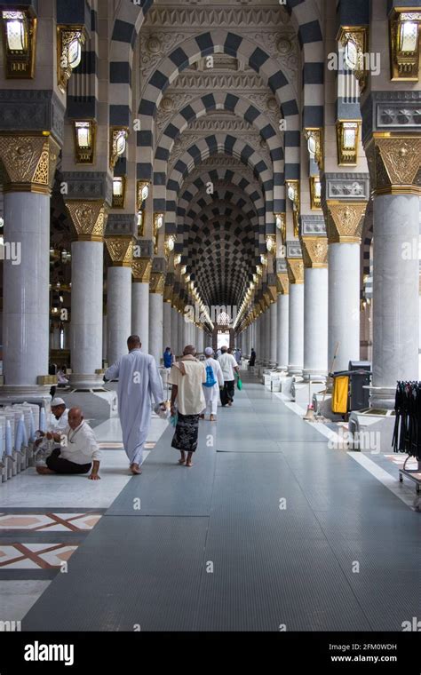 Interior design of Masjid Nabawi - Prophet's Mosque. Muslim pilgrims in ...