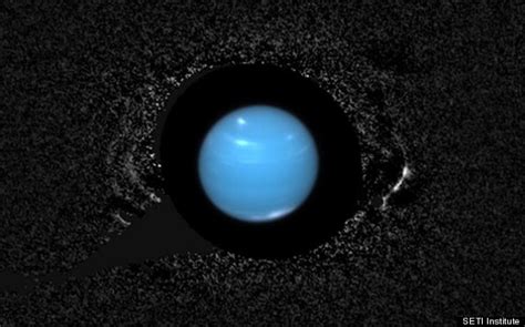 Neptune's Moon Naiad Spotted By Hubble Telescope For First Time In Decades (PHOTOS) | HuffPost