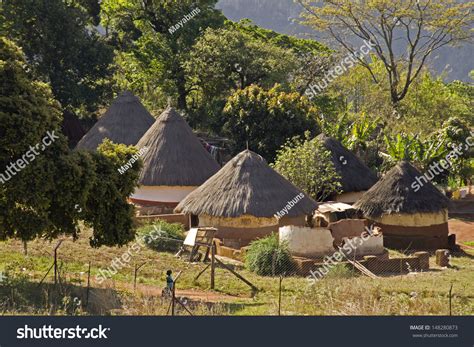 Traditional Village South Africa Stock Photo 148280873 | Shutterstock