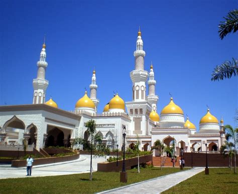 Sultan Haji Hassanal Bolkiah Mosque - Images n Detail - XciteFun.net