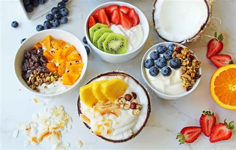 Greek Yogurt Breakfast Bowls with Toppings – Modern Honey