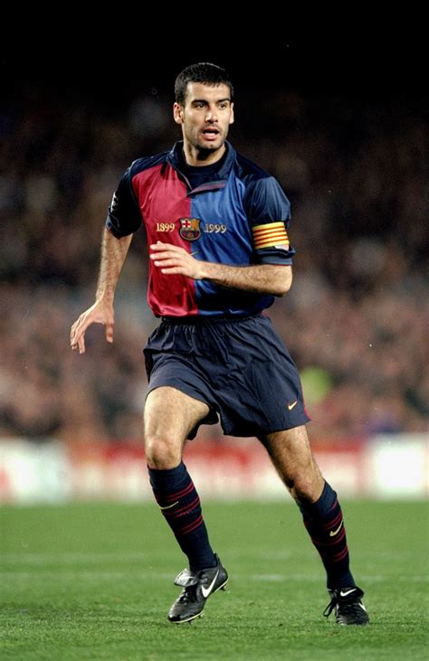 Guardiola quan era el capità del Barça Best Football Players, National Football Teams, World ...