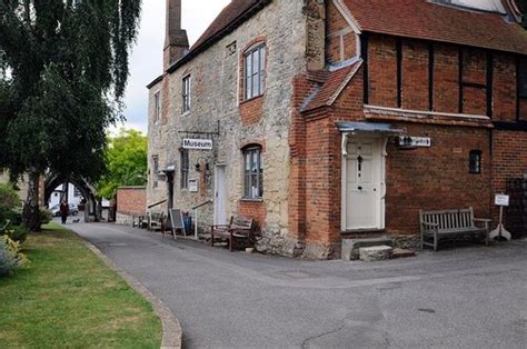 Pictures of Dorchester-on-Thames, Oxfordshire, England | England Photography & History