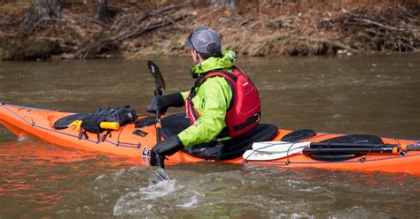 6 Great Kayak Gear Ideas for Paddlers - In4adventure