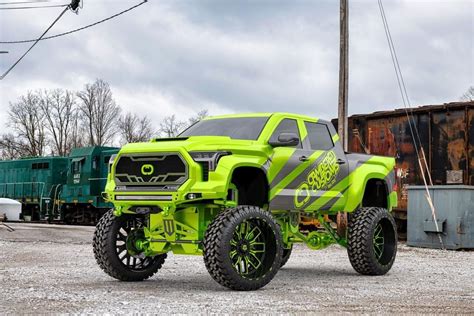 Neon-Lime, Mega-Lifted Toyota Tundra Feels Imaginary but Will Turn Real for SEMA - autoevolution