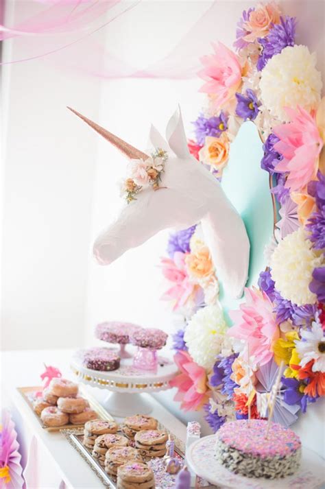 Kara's Party Ideas Whimsical Unicorn themed birthday party via Kara's ...