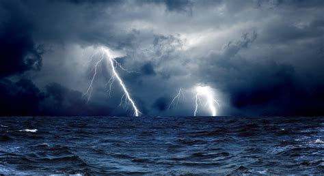 Ocean Storm Wallpapers - Top Free Ocean Storm Backgrounds - WallpaperAccess