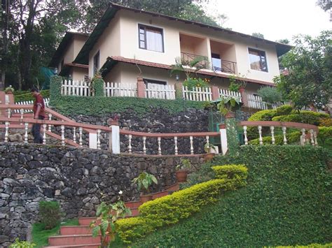 THE WHISPERING MEADOWS MUNNAR (Pallivasal) - Resort Reviews, Photos ...