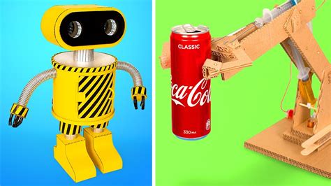 DIY Robot Toys || Awesome Robots You Can Easily Do At Home - YouTube