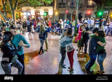 Buenos Aires Argentina San Telmo Plaza Dorrego night nightlife tango Stock Photo: 172411312 - Alamy