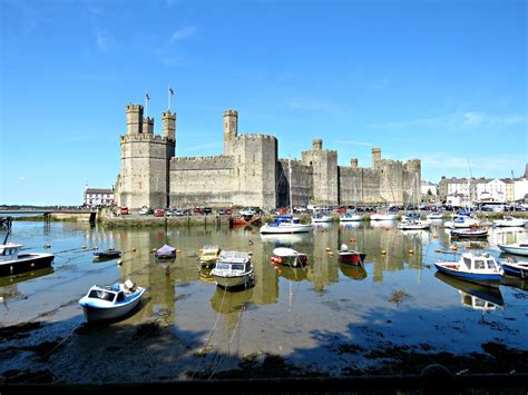 just saying ...: Who needs Carcasonne when you've got Caernarfon?