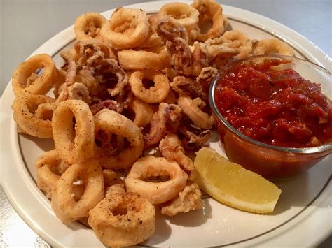 [Homemade] Fried calamari with marinara : r/food