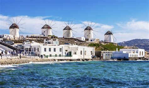 How to see the windmills on Mykonos