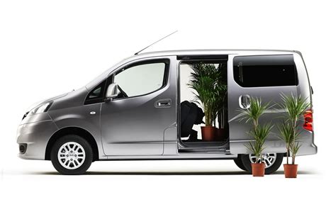 Nissan Launches New NV200 Vanette, Available as a People Carrier and LCV | Carscoops