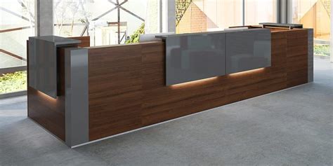 Wood Reception Desks | Spaceist