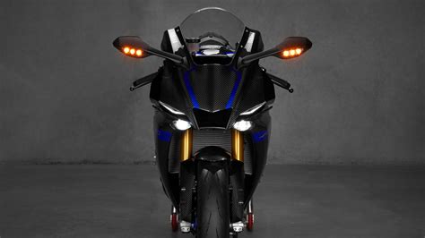 Yamaha R1 Bike Images