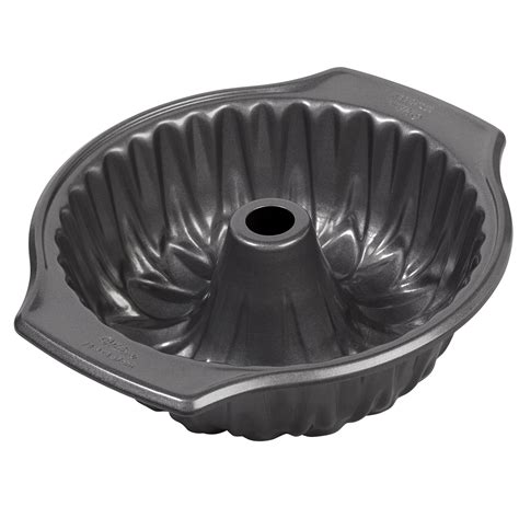 Wilton Bake It Better Non-Stick Flower Fluted Tube Cake Pan, 9.75-Inch - Walmart.com - Walmart.com