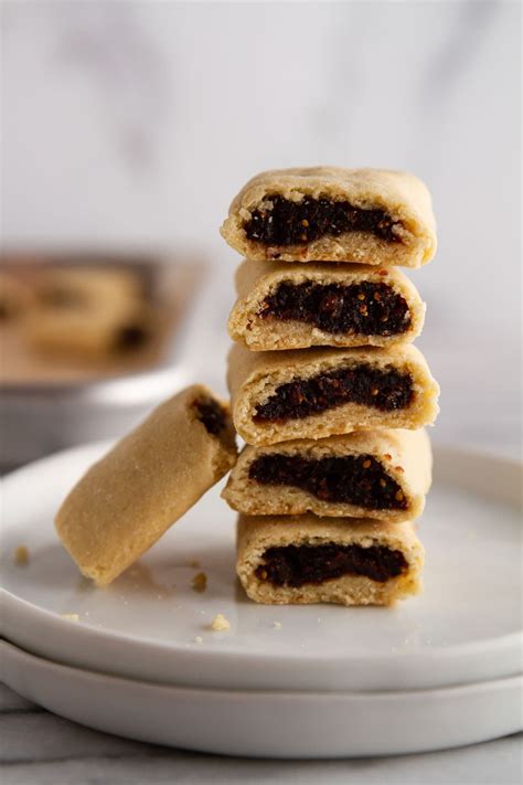 Homemade Fig Newtons Recipe | Girl Vs Dough