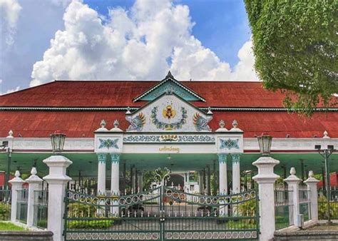 5 Wisata Sejarah Jogja Yang Wajib Kamu Kunjungi - SouthPortEvents.org