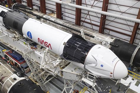 Photos: Crew Dragon and Falcon 9 ready for rollout to pad 39A – Spaceflight Now