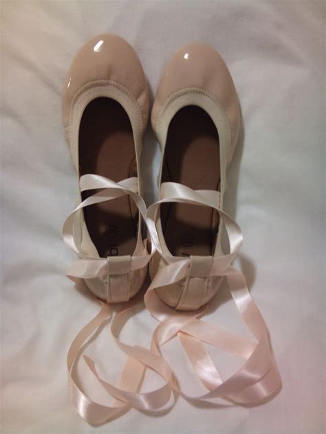 new gold: Ballet Pointe Flats