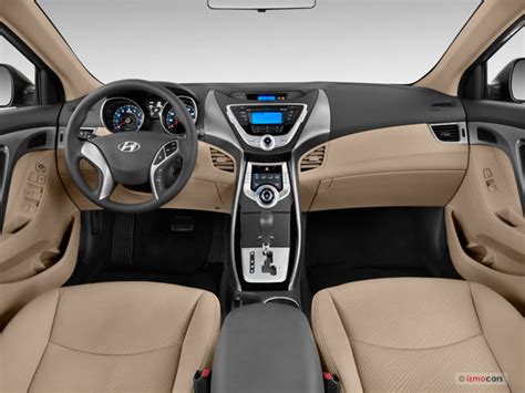 2013 Hyundai Elantra Interior | U.S. News & World Report