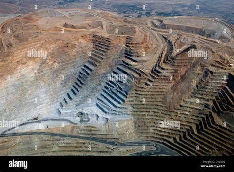 aerial photograph Bingham Canyon Open Pit Copper Mine, Utah Stock Photo - Alamy