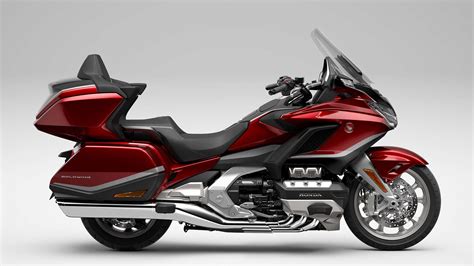 2021 Gold Wing Tour | Luxury Touring Motorbikes | Honda UK